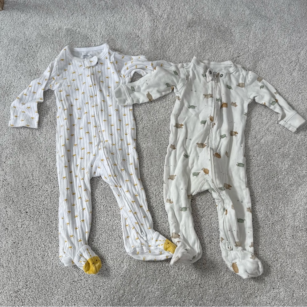 Carters Baby One Piece bundle - White and Cream